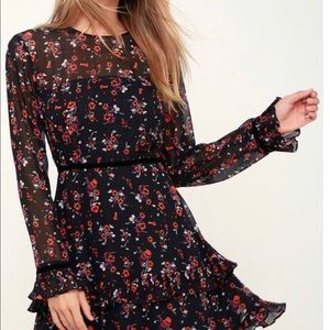 Lulus long sleeved black floral dress